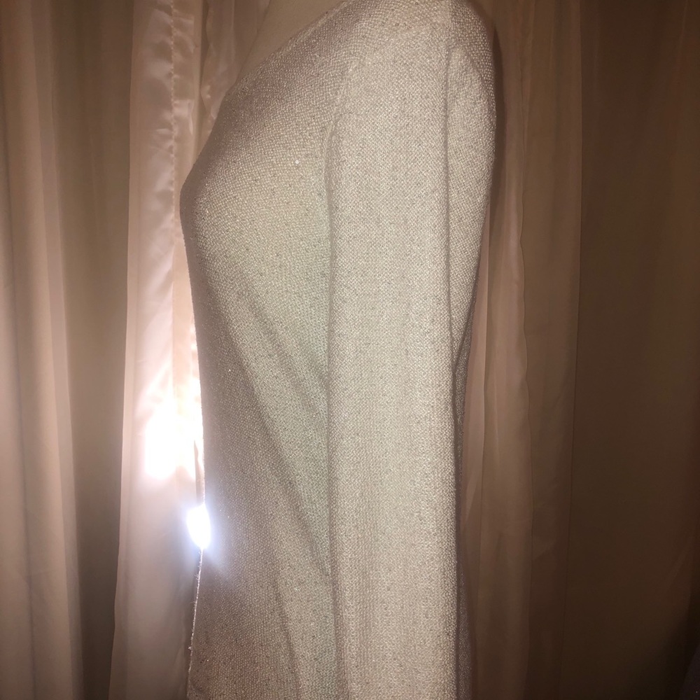 Tunic - Picture 5 of 5